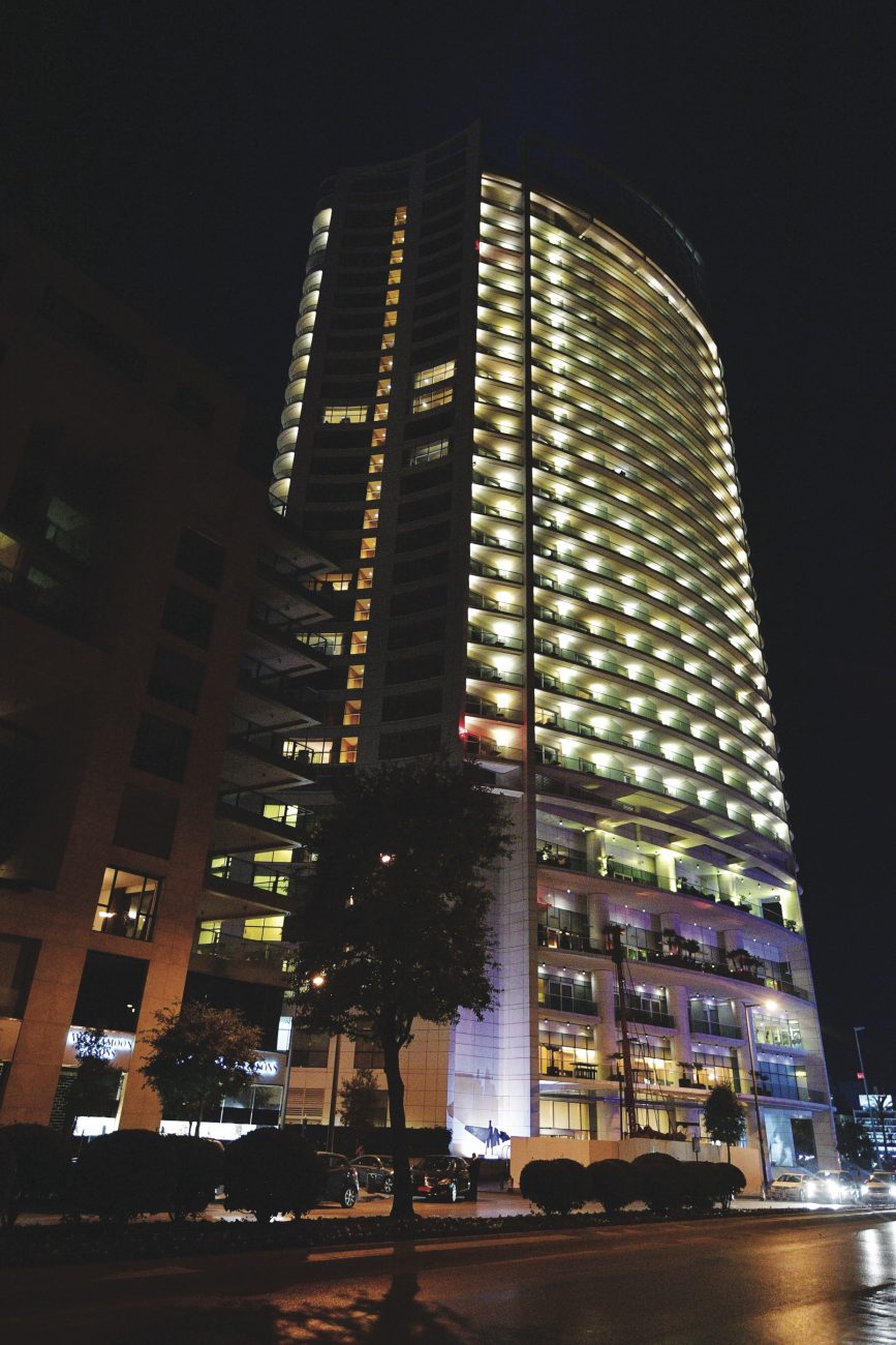 HOTELS_4 season1