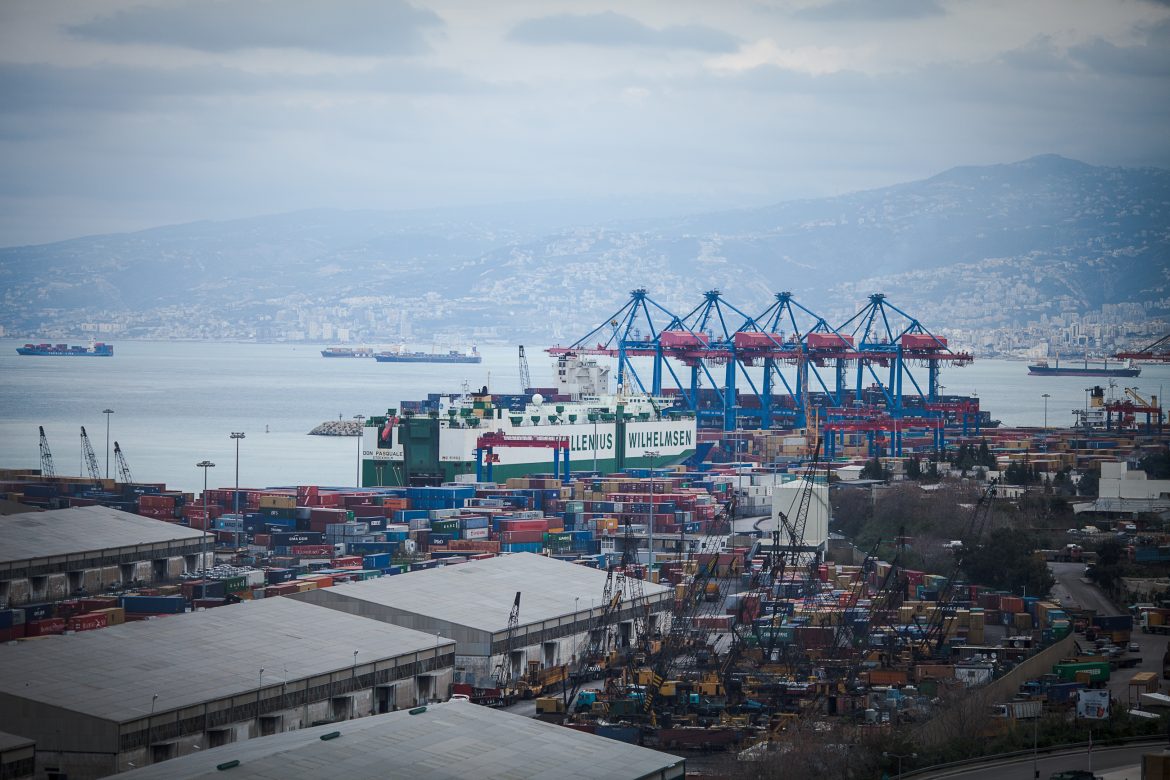 5 wider trade defecit beirut port-4